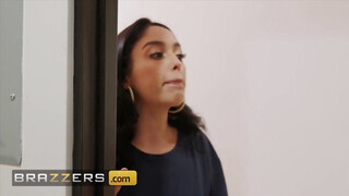 Brazzers – Vanessa Sky a hatalmas picsájú latina lány