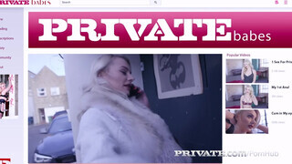 Private.com - A méretes mellű Elizabetha Romanova rábukik a farokra