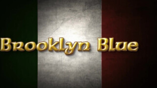 Yuffie Yulan és Brooklyn Blue osztoznak a hatalmas faszon - Brazzers