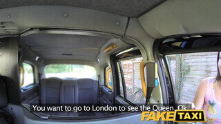 FakeTaxi - Latina csaj kúrel a taxissal