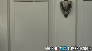 PropertySex - gyönyörű világos szőke ingatlanos csajszi