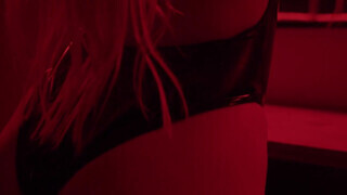 SecretCrush4K - Goth lány anál maszturbációja