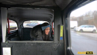 Fake Taxi - Capri Lmonde a szexy néger lány