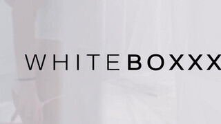 WhiteBoxxx - Jolee Love a szexy méretes cickós német milf