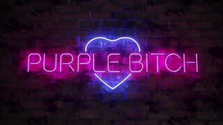 Purple Bitch keményen popsiba tolva