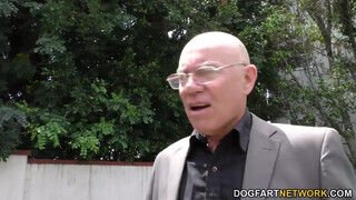 Sindee Dix az óriás cicis háziasszony