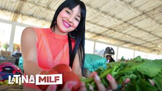 Sofia Galindo forró kolumbiai seggét keményen megdugják lucskos muffban