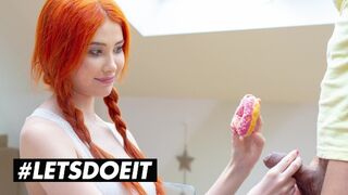 Gisha Forza hatalmas tőgyes vörös bombe egy fánkot érő hardcore dugásért