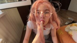 Aranyos tini cidázza a pöcse – legjobb cumizás show